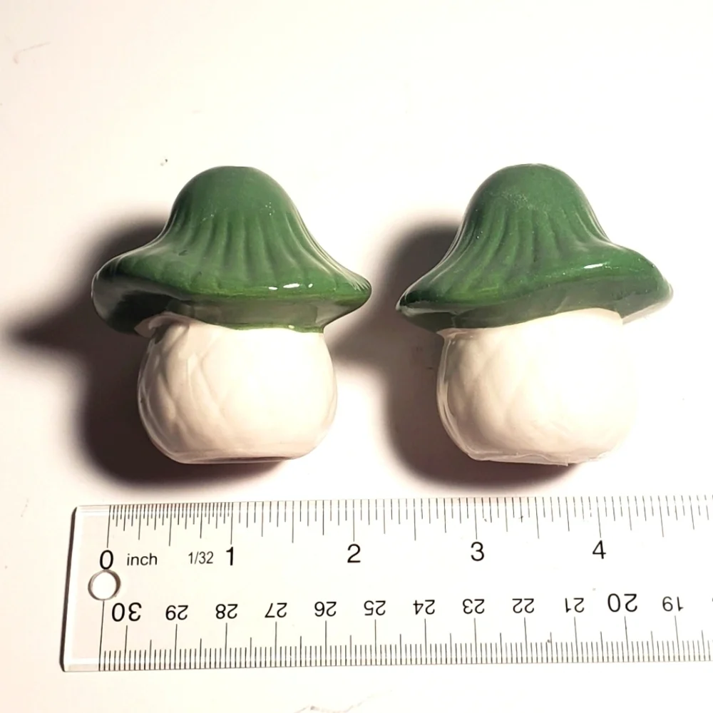 SALT and PEPPER SHAKERS Mushrooms Minis New in Box 2.25